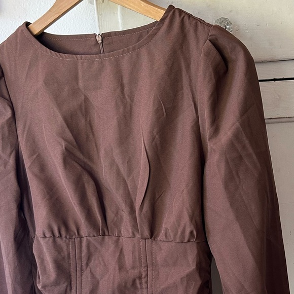 NWT PrettyLittleThing | Women’s Chocolate Brown Long Sleeve Ruched Mini Dress, 4 - Picture 15 of 15